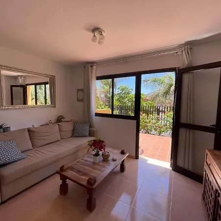 Apartament My Pretty - Lovely And Spacious Surrounded By Tropical Gardens - Private Covered And Uncovered Terrace - Pool - Parking - Free Fibre Optic Internet Corralejo