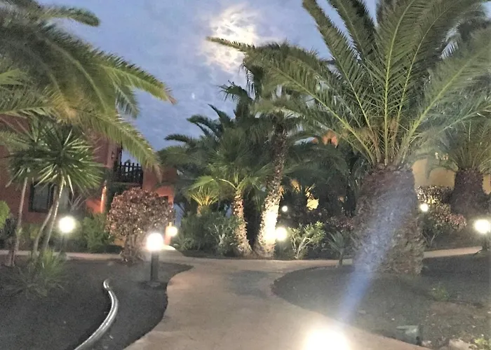 My Pretty - Lovely And Spacious Surrounded By Tropical Gardens - Private Covered And Uncovered Terrace - Pool - Parking - Free Fibre Optic Internet Apartament