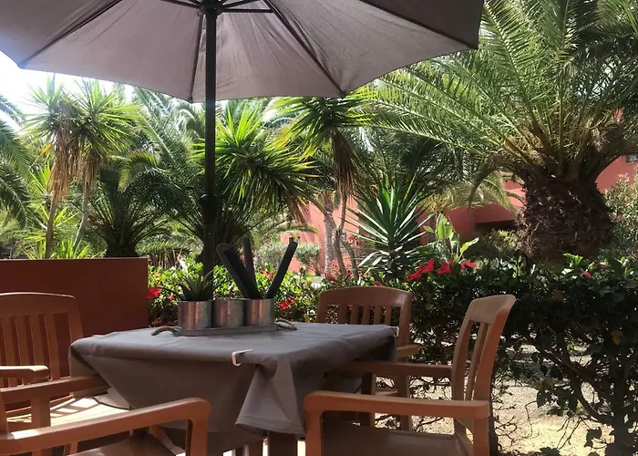 My Pretty - Lovely And Spacious Surrounded By Tropical Gardens - Private Covered And Uncovered Terrace - Pool - Parking - Free Fibre Optic Internet *