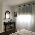 Apartment Tropical Garden Retreat: Private Terrace & Pool Oasis Corralejo
