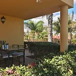 Tropical Garden Retreat: Private Terrace & Pool Oasis Apartment *