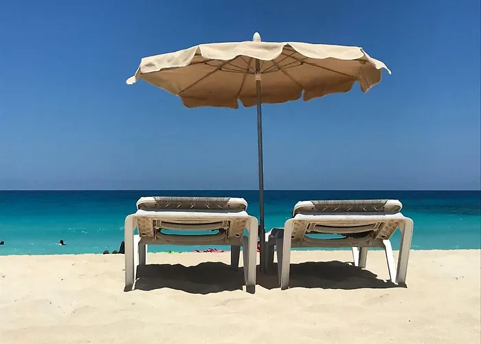 Апартаменты My Pretty - Lovely And Spacious Surrounded By Tropical Gardens - Private Covered And Uncovered Terrace - Pool - Parking - Free Fibre Optic Internet *